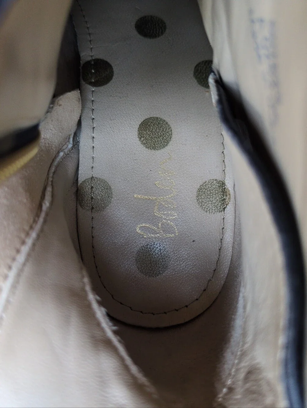Boden Leather Bootie Boots Womens Sz 36 Navy Side Zipper
